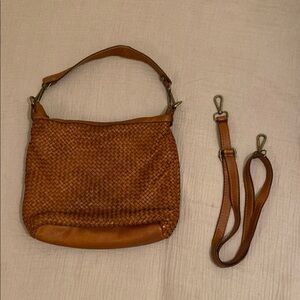VERA PELLE  Made in Italy Woven Tan Leather Shoulder Bag / crossbody bag .